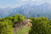 15 Vista verso le Grigne e il Legone